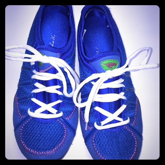 rocket dog shoes price